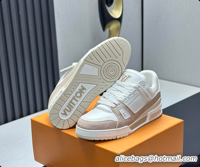 Classic Louis Vuitton LV Trainer sneaker in Monogram grained calf leather Beige 6070702