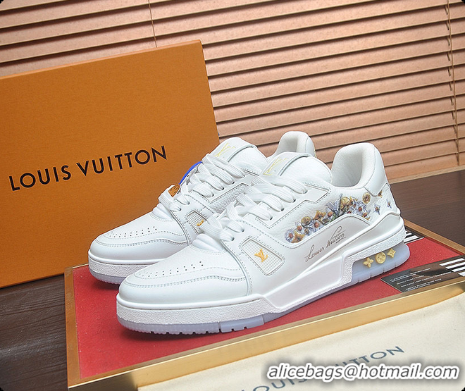 Pretty Style Louis Vuitton LV Trainer Sneaker White Grained calf leather 6070908