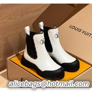 Pretty Style Louis Vuitton LV Logo Boots Leather White  6070912