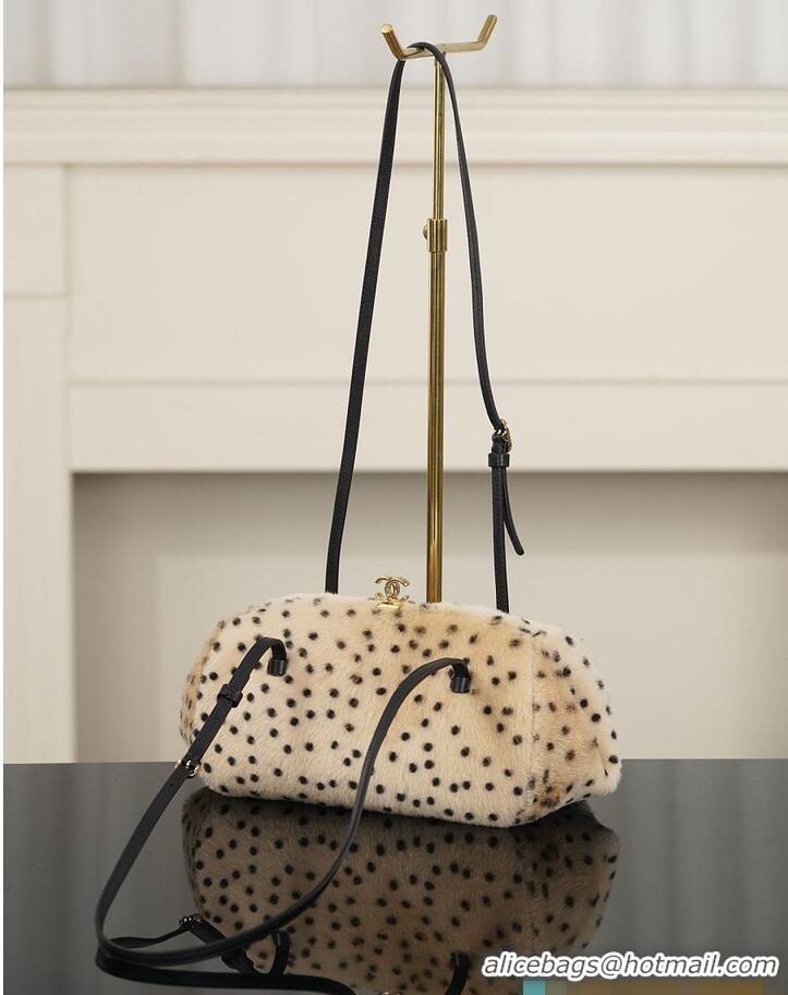 Famous Brand Chanel MeTIERS D'ART CLUTCH WITH CHAIN Lambskin AS2593 Light Beige/Black 2026