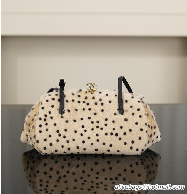 Famous Brand Chanel MeTIERS D'ART CLUTCH WITH CHAIN Lambskin AS2593 Light Beige/Black 2026
