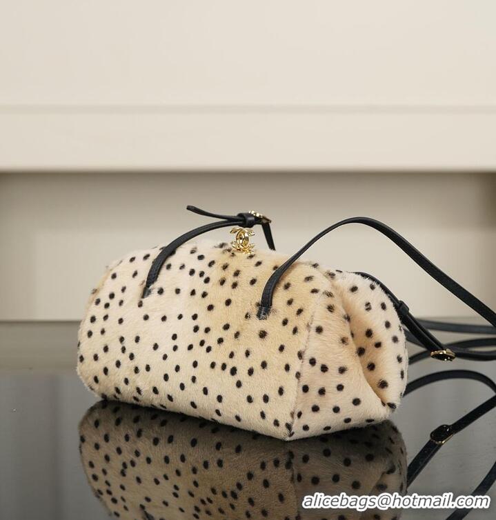 Famous Brand Chanel MeTIERS D'ART CLUTCH WITH CHAIN Lambskin AS2593 Light Beige/Black 2026
