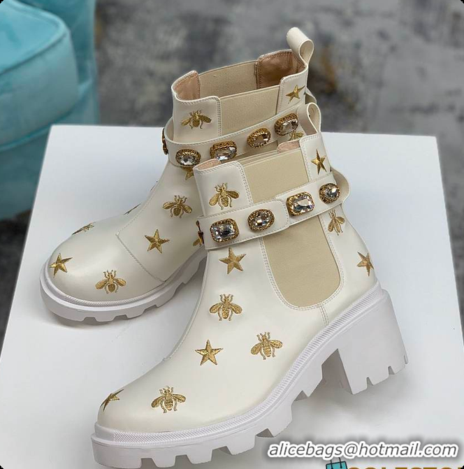 Top Grade Gucci Embroidered Leather Ankle Boots In White 60701411