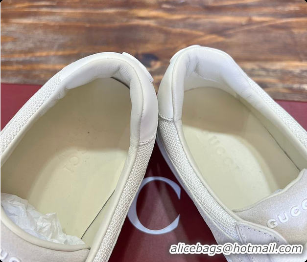 Sophisticated Gucci Interlocking GG Sneakers White Suede 60701508