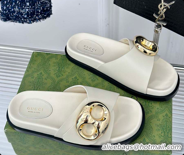 Duplicate Gucci Marina Chain Slide Sandals in White 60701510