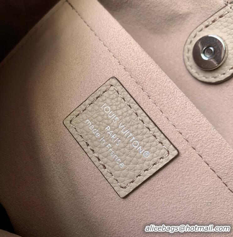 Trendy Design Louis Vuitton Mahina Leather All Around Bag M14617 2026