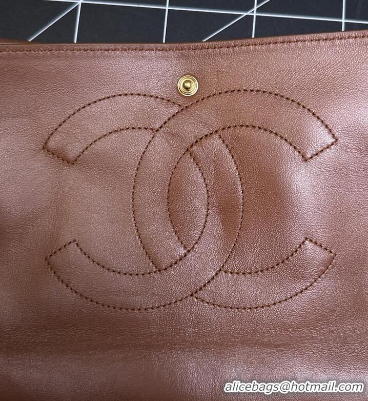 Buy Discount Chanel Metiers d'art Maxi Flap bag Suede Calfskin & Gold-Tone Metal CH5897 Camel 2026