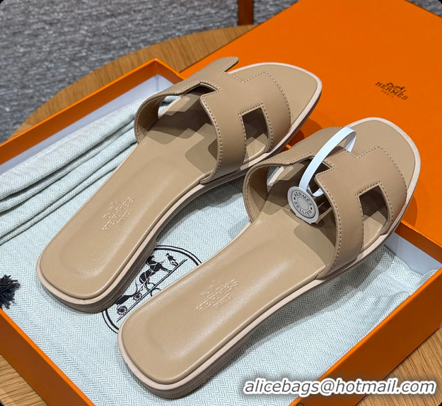 Charming Hermes Oran sandal Beige Albinos 60702301