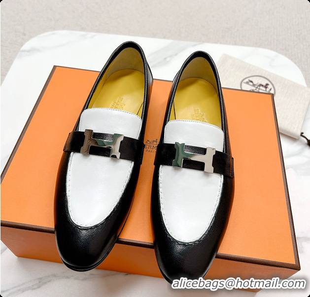 Shop Duplicate Hermes Dauphine Loafer White/Black 60702302