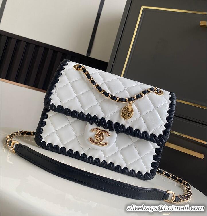 New Design Chanel Flap bag In Lambskin With Braided Calfskin & gold-tone metal AS4417 White/Black 2026