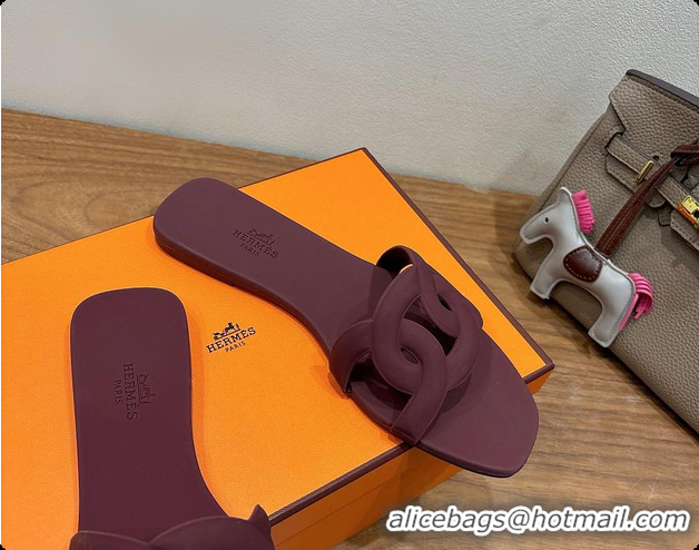 Luxurious Hermes Aloha Sandals burgundy 60702403