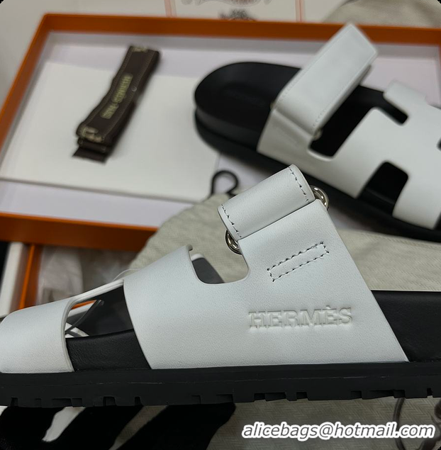 Shop Duplicate Hermes Chypre sandal Blanc 60702405