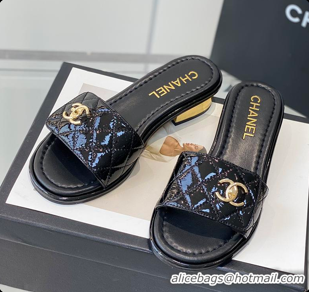 Buy Discount Chanel Slipper White/Black/Beige 60702501