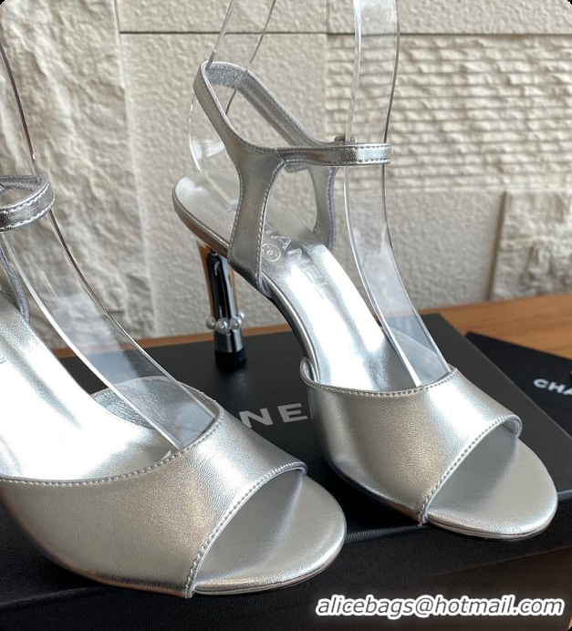 Stylish Chanel 25 Métiers d’art Sandals/Heels Lambskin Silver 60702504