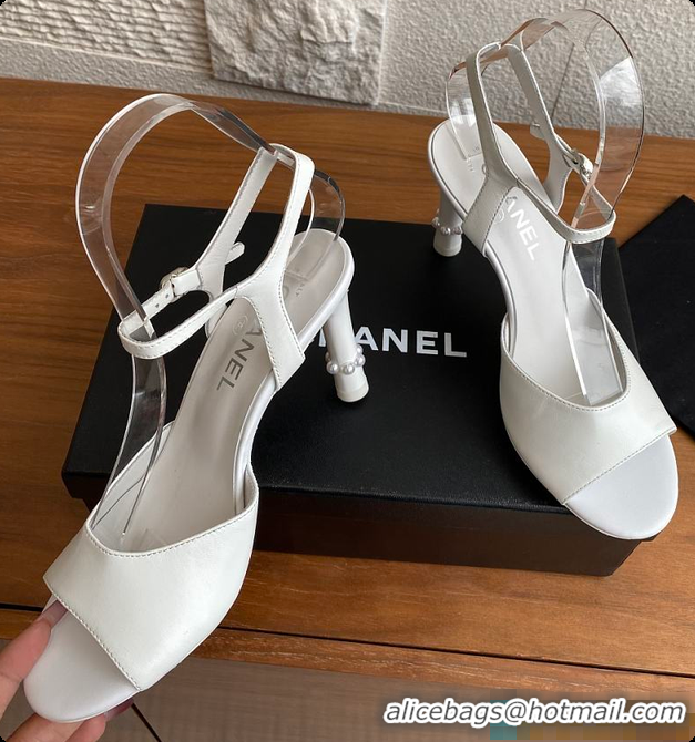 Purchase Chanel 25 Métiers d’art Sandals/Heels Lambskin White 60702504