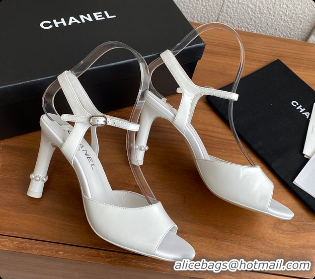 Purchase Chanel 25 Métiers d’art Sandals/Heels Lambskin White 60702504