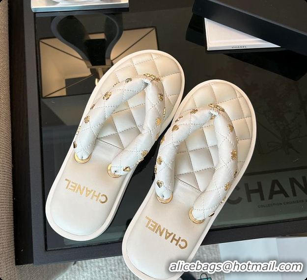 Top Grade Chanel Coco Beach Quilted Leather Thong Sandals White 60702601