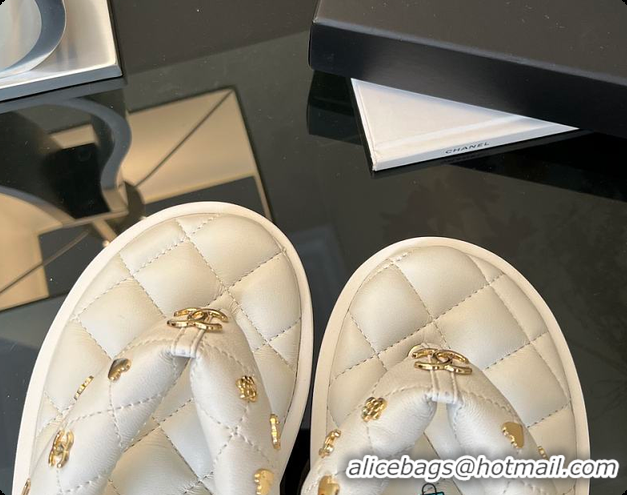 Top Grade Chanel Coco Beach Quilted Leather Thong Sandals White 60702601