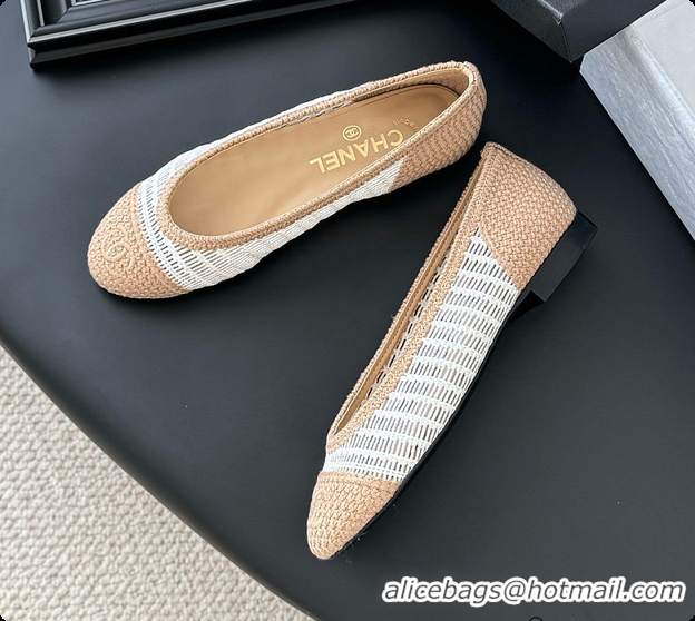 Luxurious Chanel Spring-Summer 25P Raphia Ballet Flats in White/Beige 60702603
