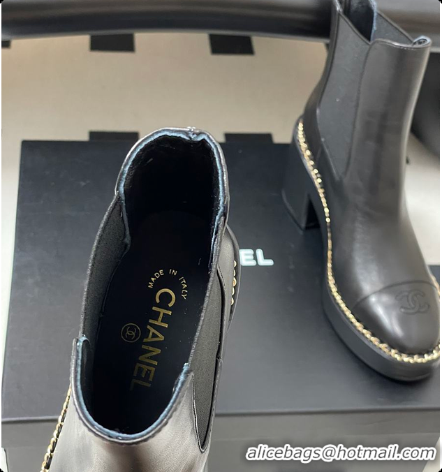 Top Design Chanel Black Cap-toe Ankle Boots With Chain Trim 60702606