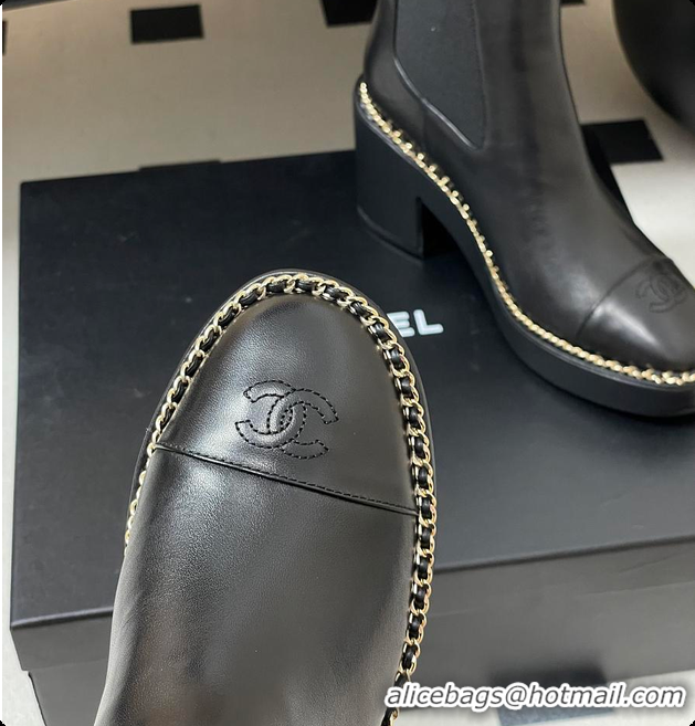 Top Design Chanel Black Cap-toe Ankle Boots With Chain Trim 60702606