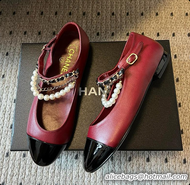 Stylish Chanel Mary Janes Lambskin, Patent calfskin, Faux Pearls Burgundy 60702608
