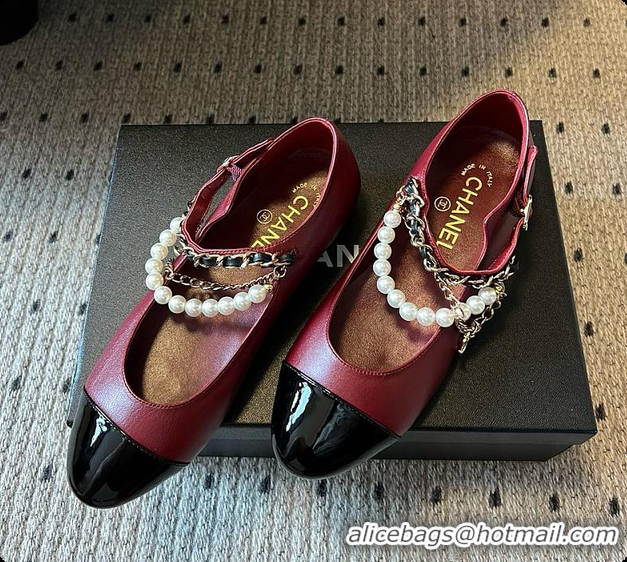 Stylish Chanel Mary Janes Lambskin, Patent calfskin, Faux Pearls Burgundy 60702608