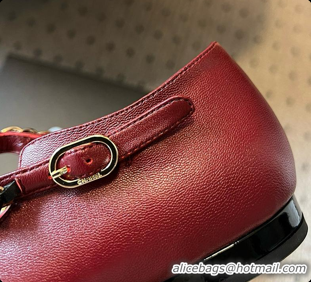 Stylish Chanel Mary Janes Lambskin, Patent calfskin, Faux Pearls Burgundy 60702608
