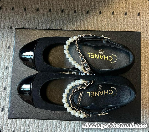 Buy Discount Chanel Mary Janes Lambskin, Patent calfskin, Faux Pearls Black 60702609
