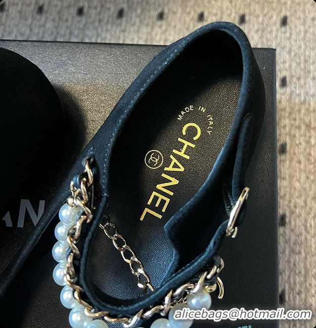 Buy Discount Chanel Mary Janes Lambskin, Patent calfskin, Faux Pearls Black 60702609