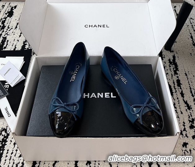 Sumptuous Chanel Ballerina Shoes Glossy calfskin Navy Blue & Black 60702611