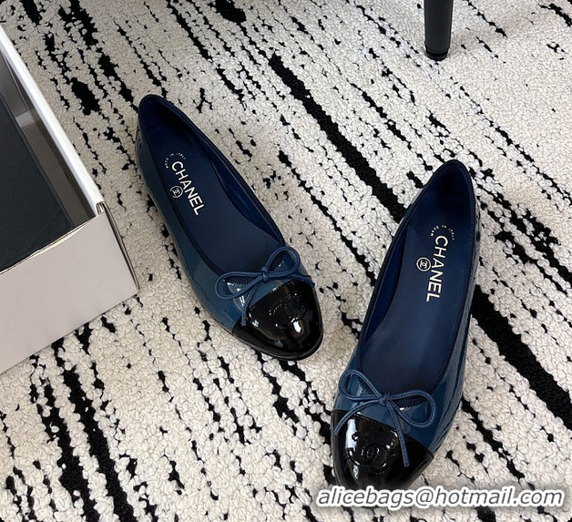 Sumptuous Chanel Ballerina Shoes Glossy calfskin Navy Blue & Black 60702611