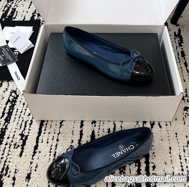 Sumptuous Chanel Ballerina Shoes Glossy calfskin Navy Blue & Black 60702611