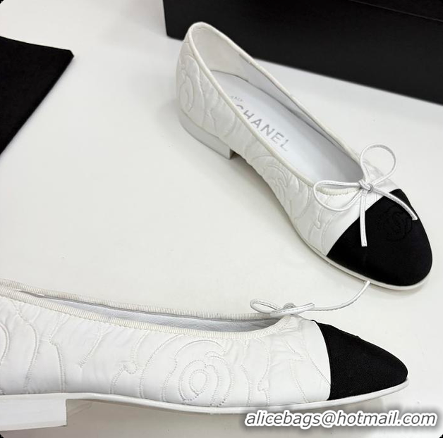 Good Looking Chanel Ballerina Shoes Embroidered Fabric & Grosgrain Fabric Black & White 60702612