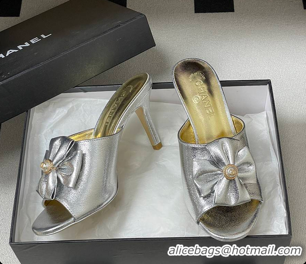 Sophisticated Chanel Satin Bow Pearl CC Mule Heels Silver 8.5cm 60702617