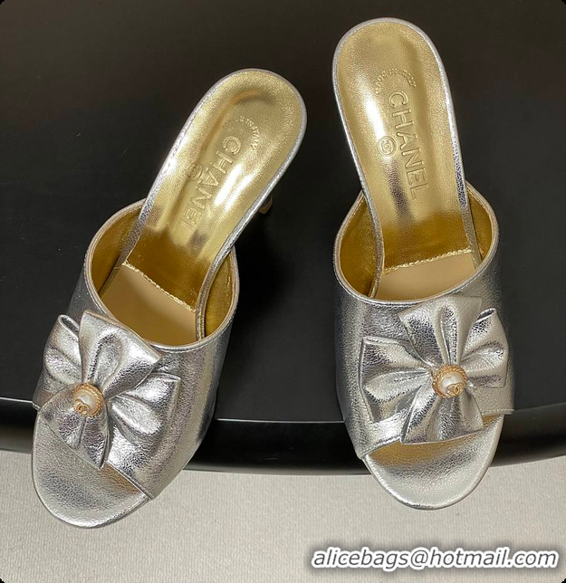 Sophisticated Chanel Satin Bow Pearl CC Mule Heels Silver 8.5cm 60702617