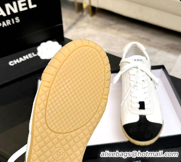 Hot Style Chanel Sneakers Embossed Calfskin and Suede Calfskin White & Black 60702619