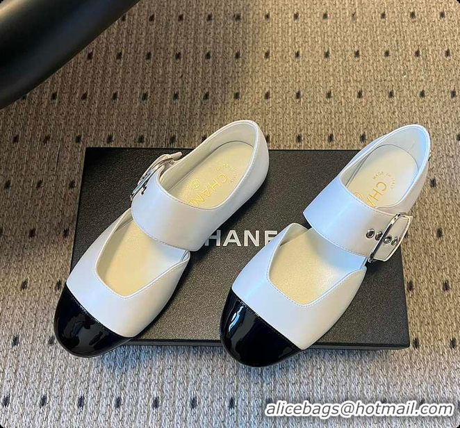 Top Grade Chanel Mary Janes Grosgrain & Patent Calfskin White & Black 60702702