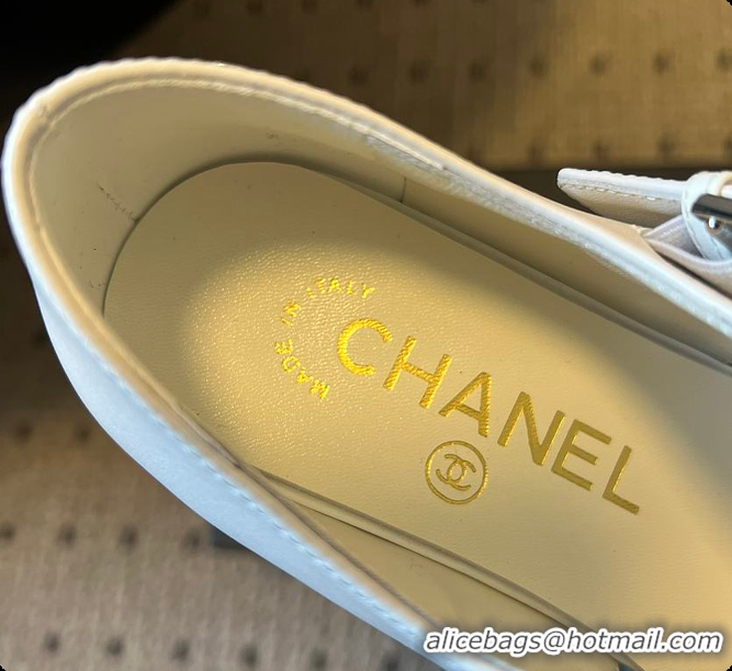 Top Grade Chanel Mary Janes Grosgrain & Patent Calfskin White & Black 60702702