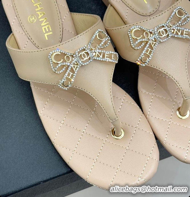 Hot Style Chanel Quilted Lambskin Thong Sandals With Bow Detail Beige & Gold 60702704