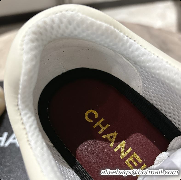Best Price Chanel Sneakers Mixed Fibers, Suede Calfskin & Calfskin Ivory 60702706
