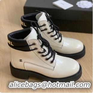 Buy Luxury Chanel Boots White 60702719