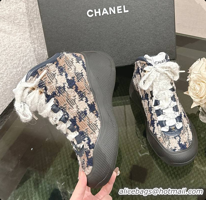 Sumptuous Chanel Mittens Lambskin Mixed Fibers 60702804