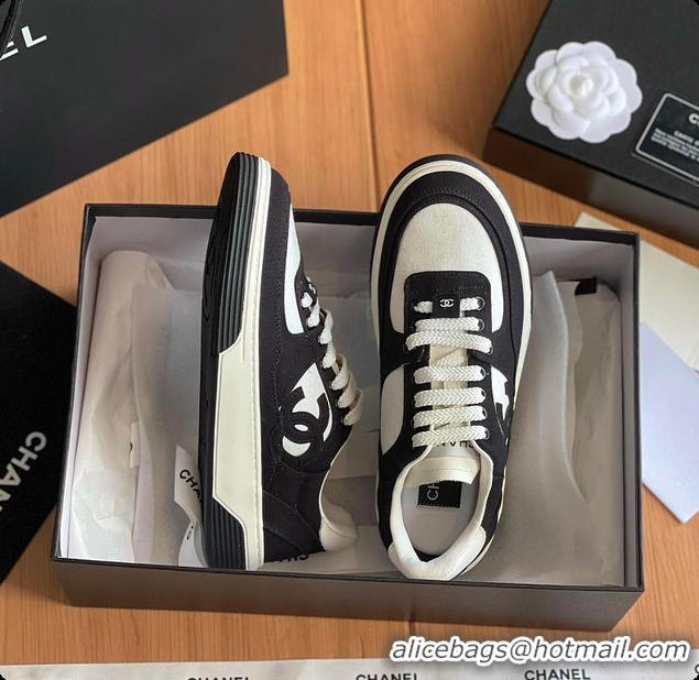 Best Product Chanel Black White CC Logo Suede Sneakers 60702702