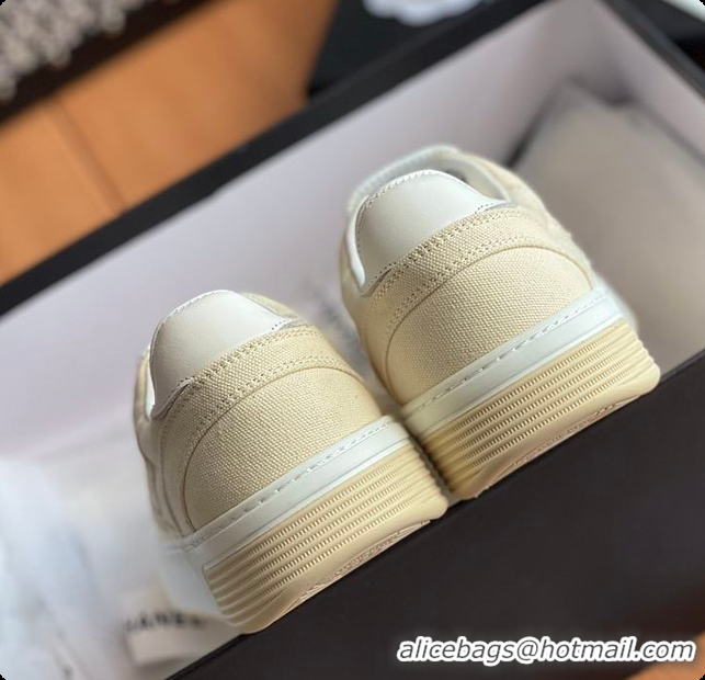 Good Product Chanel Beige White CC Logo Suede Sneakers 60702702