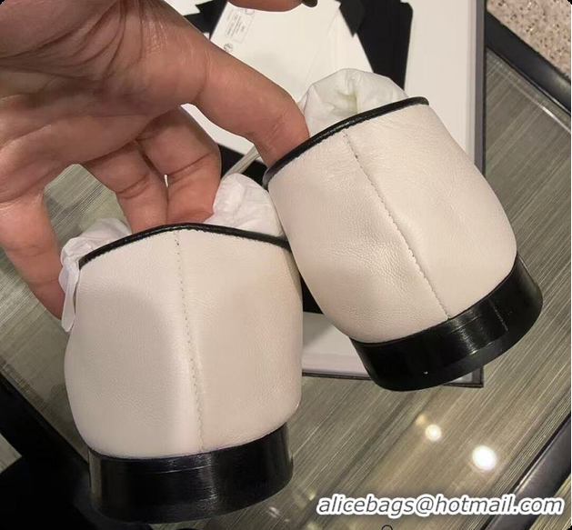 Buy Luxury Chanel Mary Janes Ballet flats 60703003