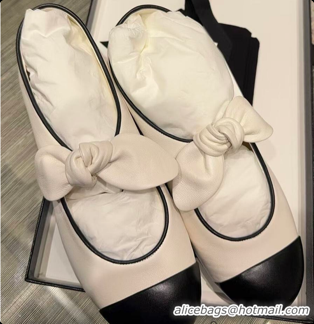Buy Luxury Chanel Mary Janes Ballet flats 60703003