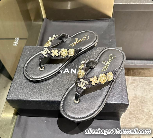 Pretty Style Chanel Thongs Lambskin & metal Slipper Black 60703006