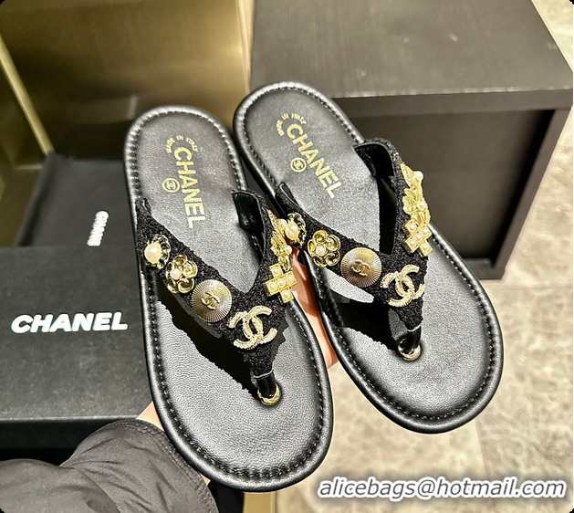 Pretty Style Chanel Thongs Lambskin & metal Slipper Black 60703006