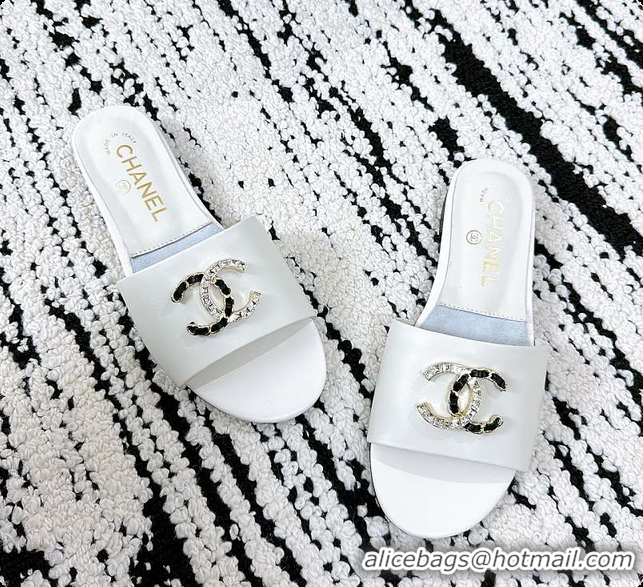 Buy Discount Chanel 25A Slides Sandals White 60703010